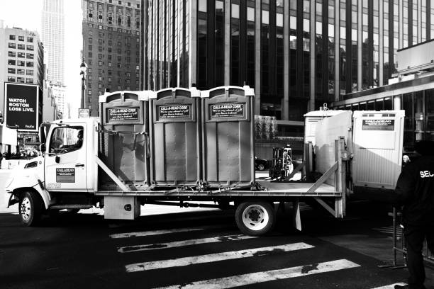 Best Construction site porta potty rental  in Fort Pierce South, FL